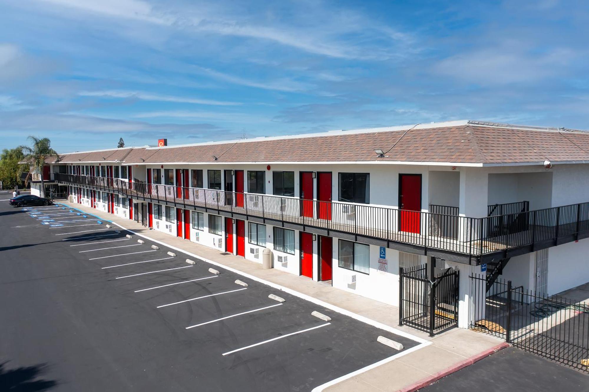 Econo Lodge Stockton Near I-5 Fairgrounds Buitenkant foto