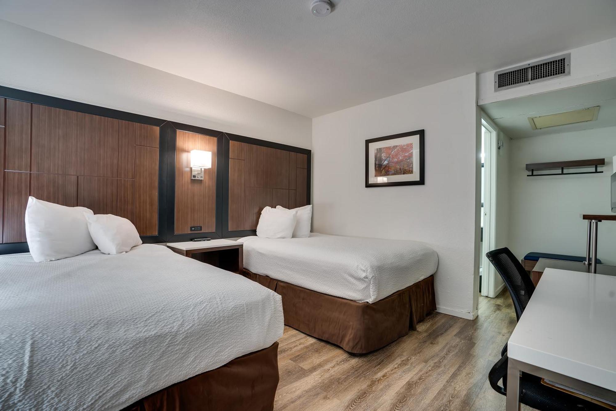 Econo Lodge Stockton Near I-5 Fairgrounds Buitenkant foto
