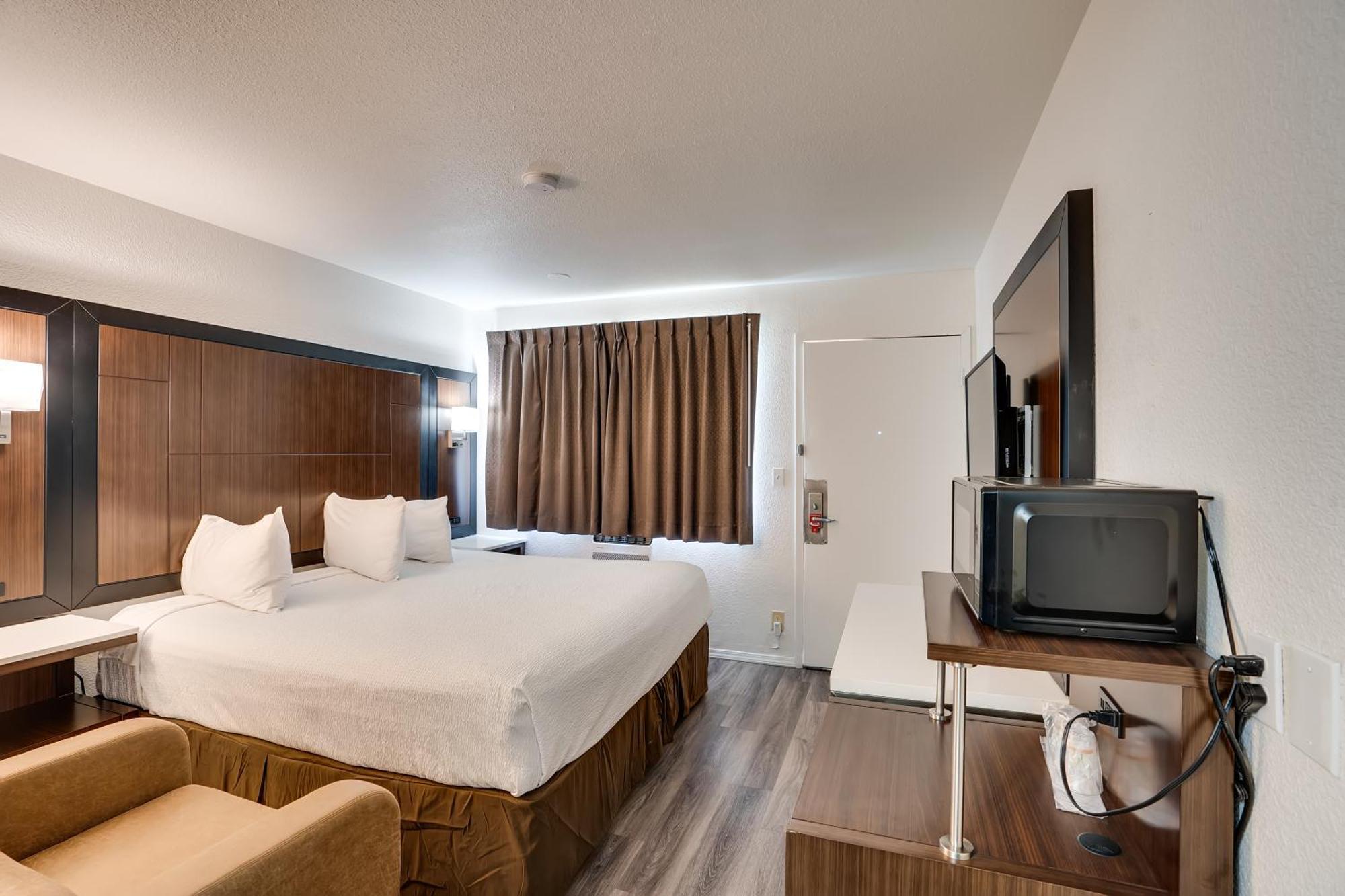 Econo Lodge Stockton Near I-5 Fairgrounds Buitenkant foto
