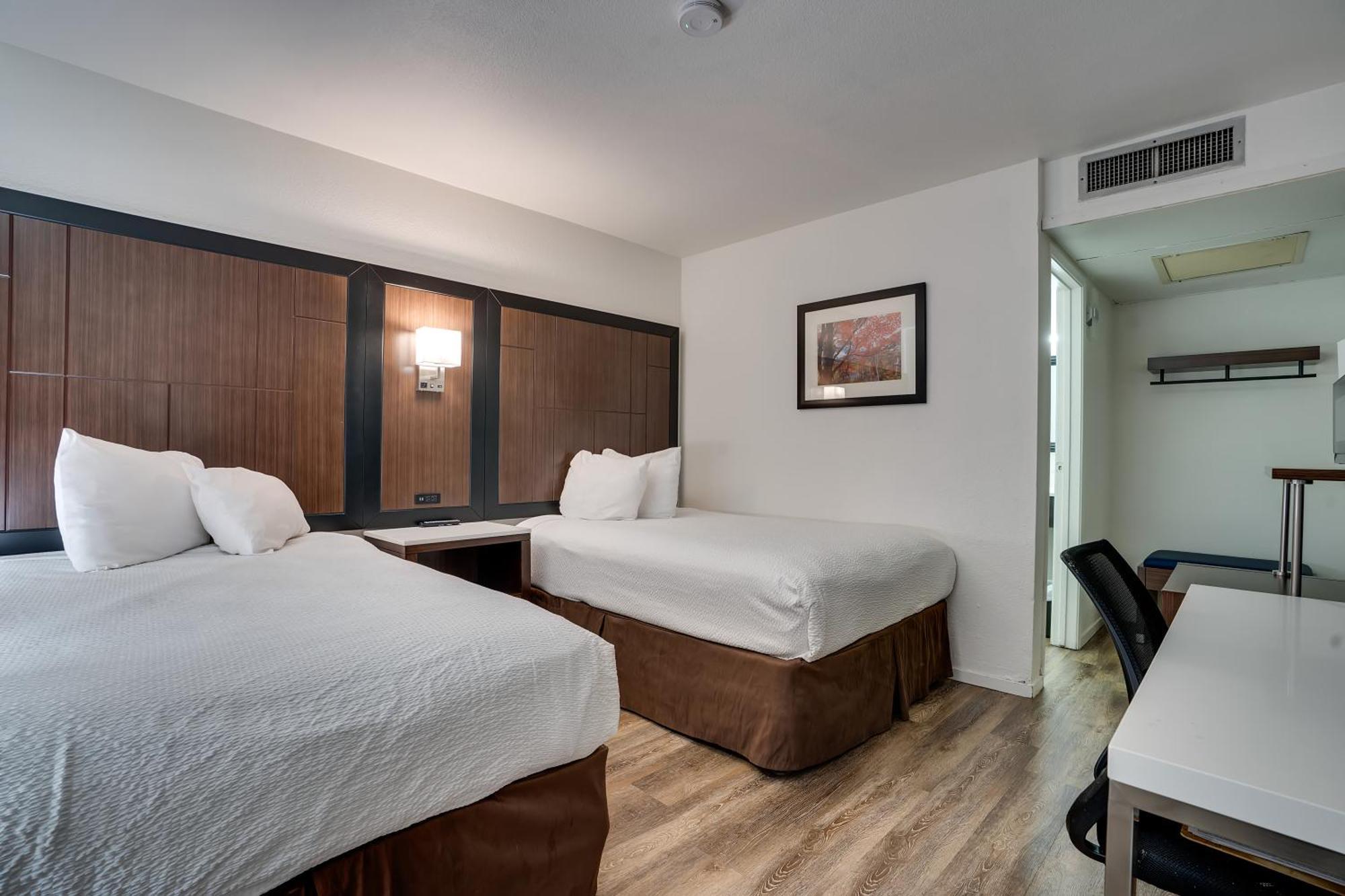 Econo Lodge Stockton Near I-5 Fairgrounds Buitenkant foto