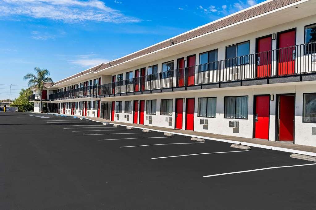 Econo Lodge Stockton Near I-5 Fairgrounds Buitenkant foto